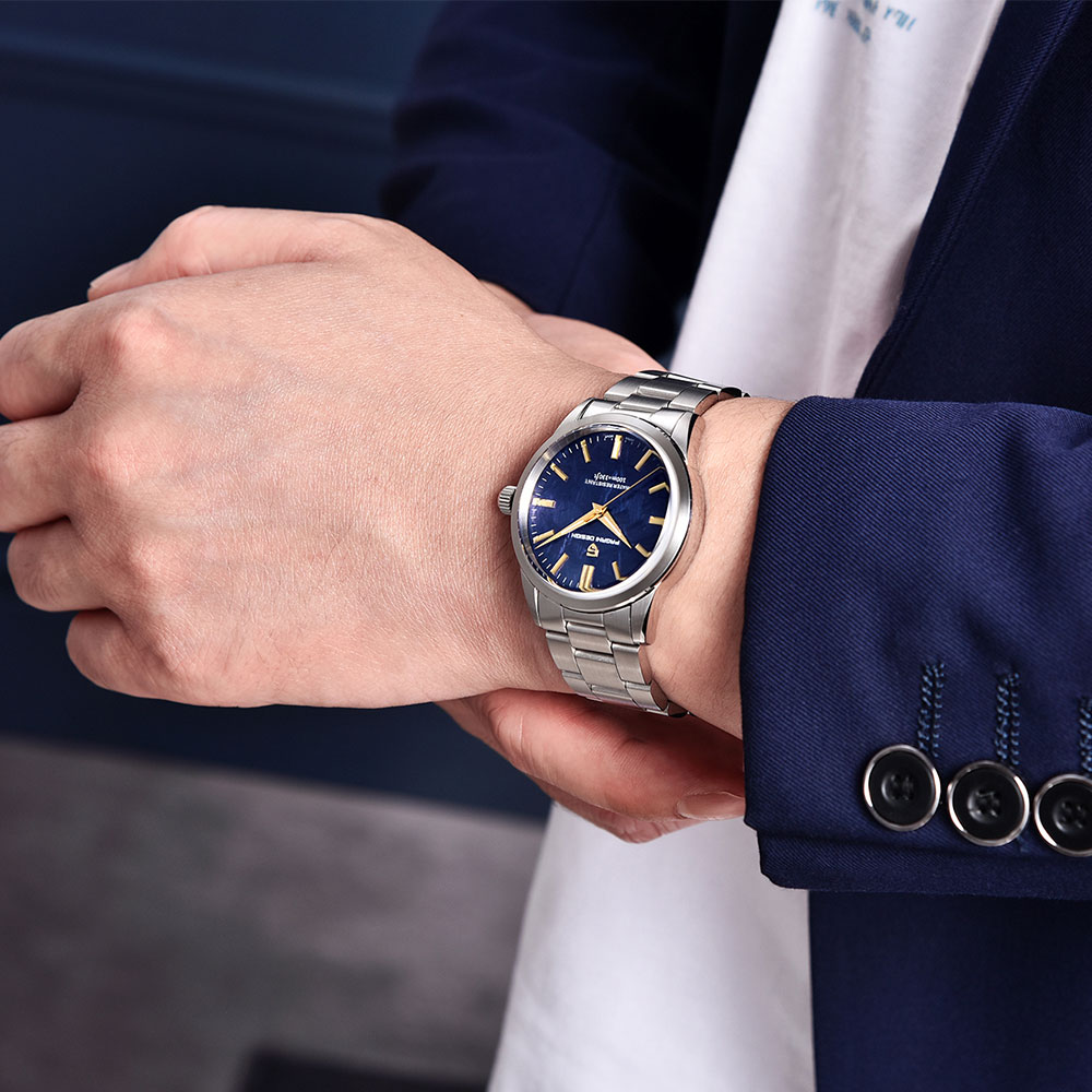 파가니 디자인 40MM 남성용 쿼츠 시계 TMI VH3 - Men Accessories Bracelet 리뷰 및 가격